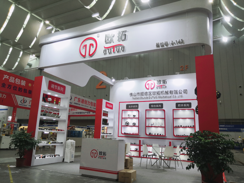 歐拓手輪廠家專業(yè)制造管狀拉手，內(nèi)波手輪,背波紋手輪,橢圓拉手,膠木拉手,方形拉手